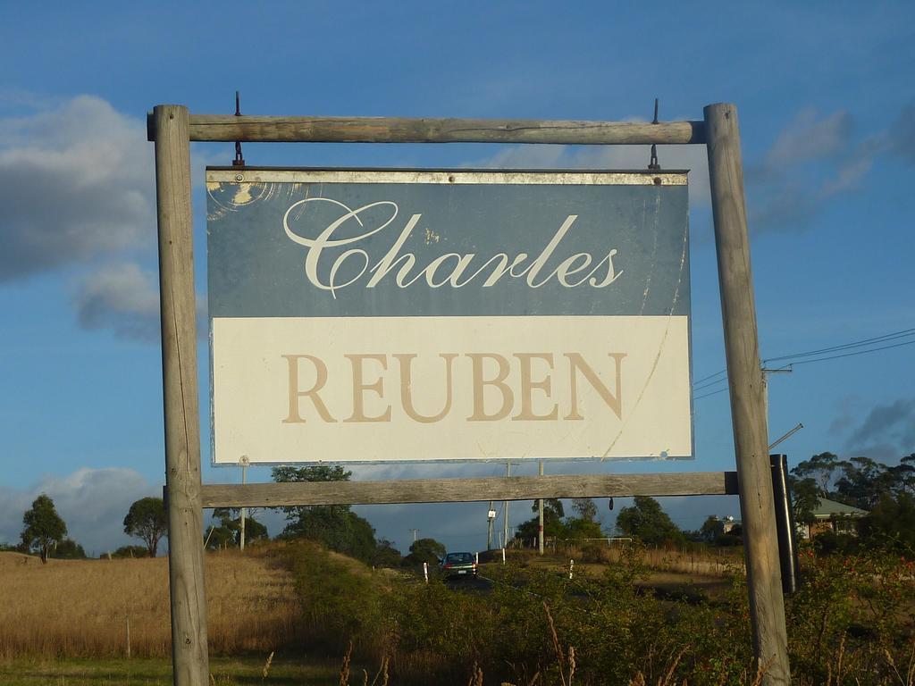 Charles Reuben Estate Guest House Hobart Bagian luar foto
