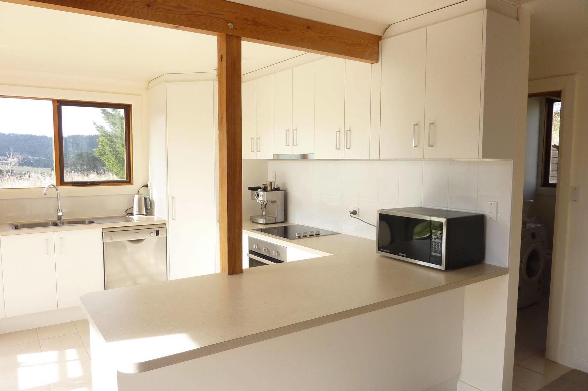Charles Reuben Estate Guest House Hobart Bagian luar foto